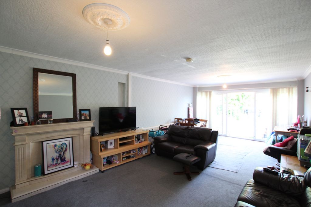 Property photo 2 of 12 Photo 7