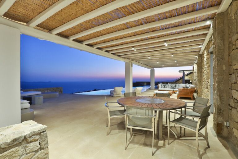 Property photo 3 of 39