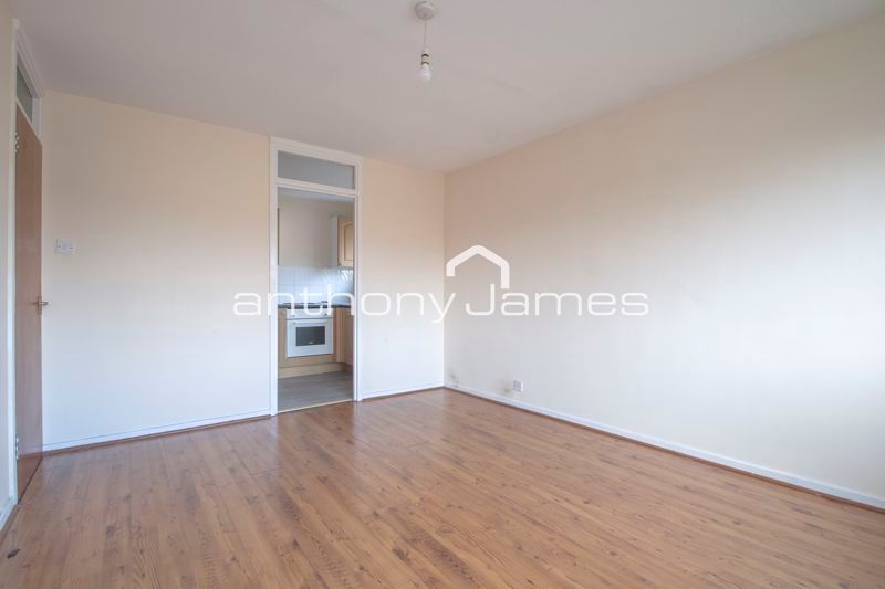 Property photo 2 of 10 Photo 9