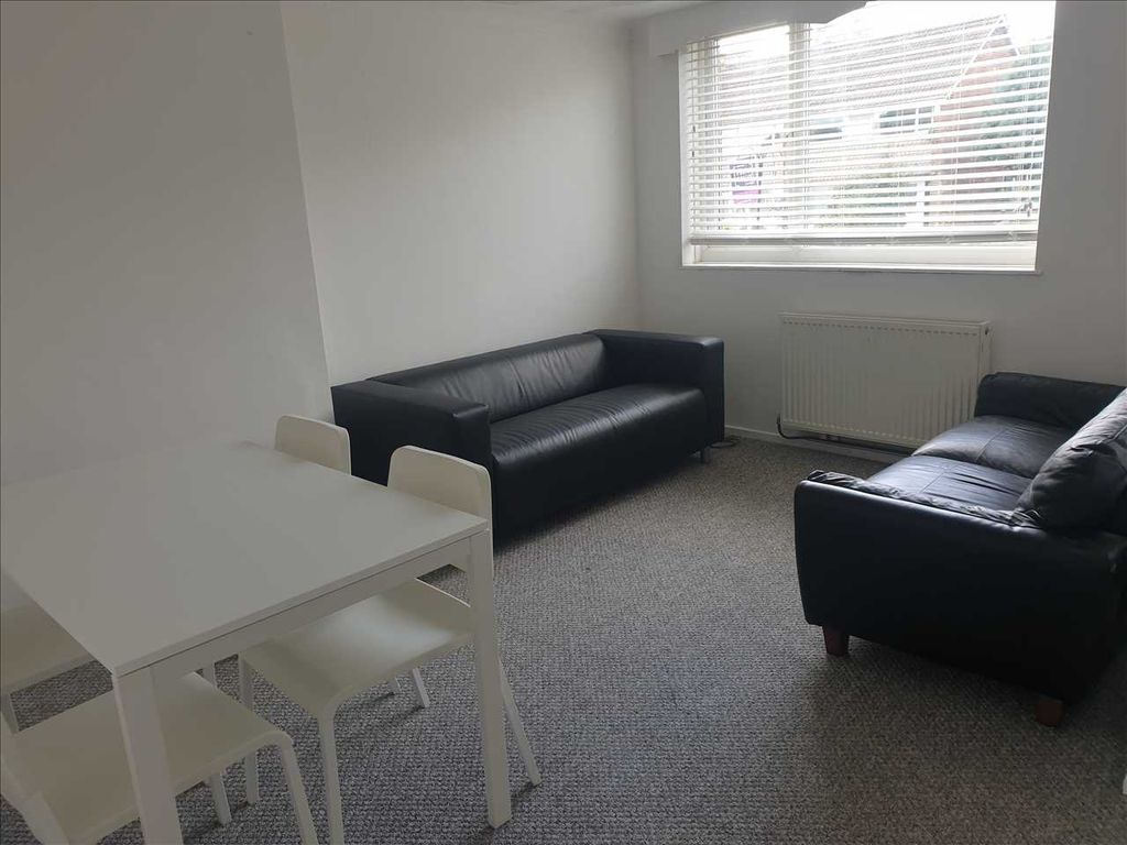 Property photo 1 of 8 Main Picture