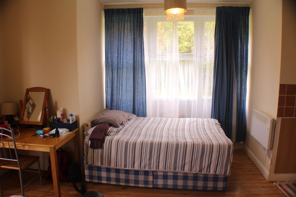 Property photo 2 of 4