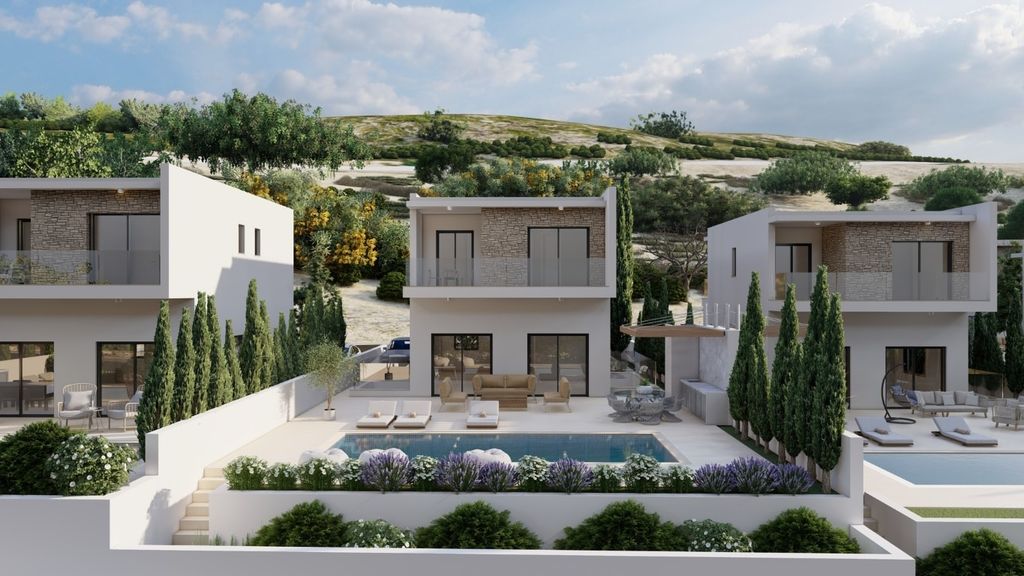 Property photo 1 of 32