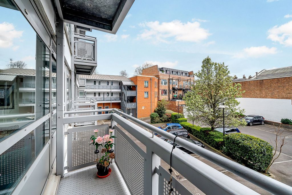 Property photo 3 of 15