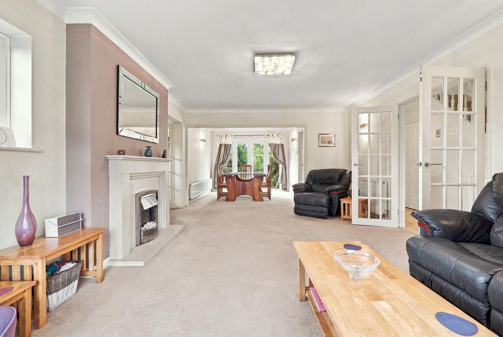 Property photo 3 of 29