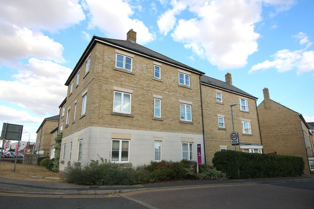Property photo 1 of 8 124Wickhamcresa