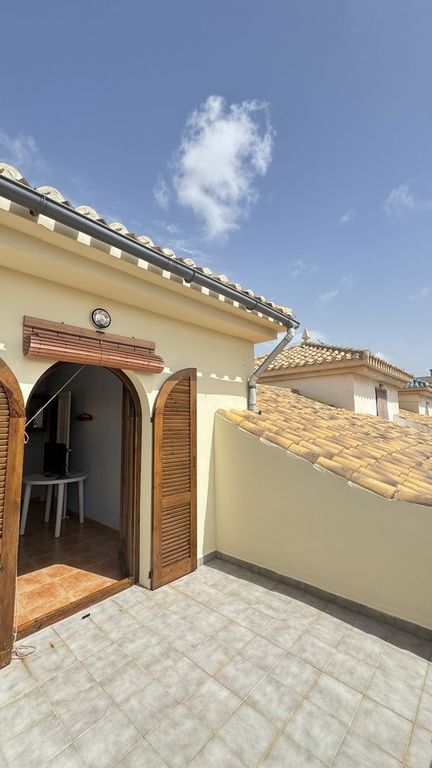 Property photo 1 of 36