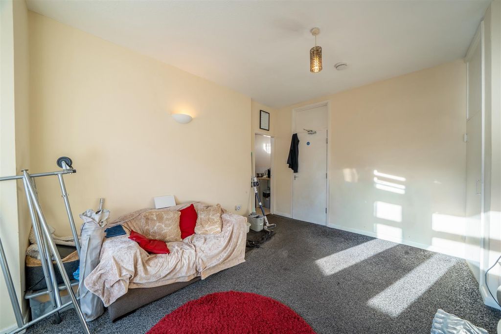 Additional image 13 of 10 bed flat for saleBeech Avenue, New Basford NG7