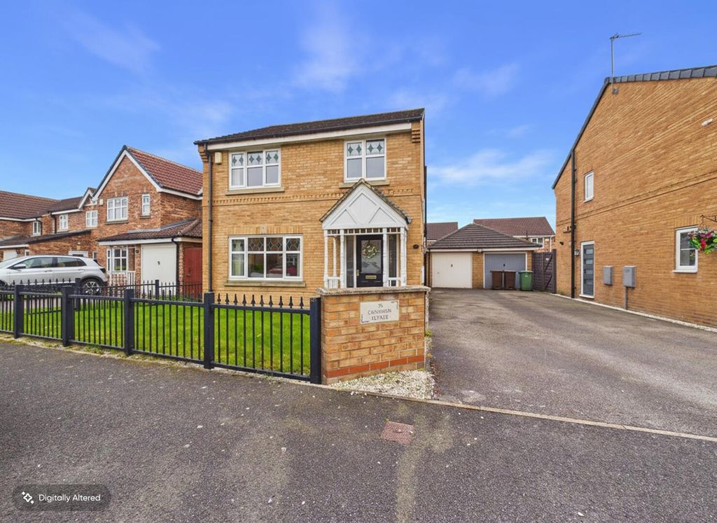 Property photo 1 of 13 Front (Exterior)