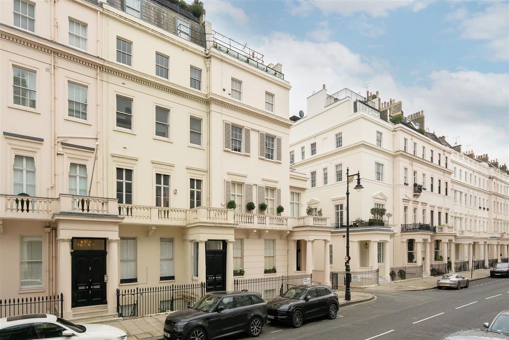 Property photo 3 of 21 Flat 4, 54 Eaton Place Hi-29.Jpg