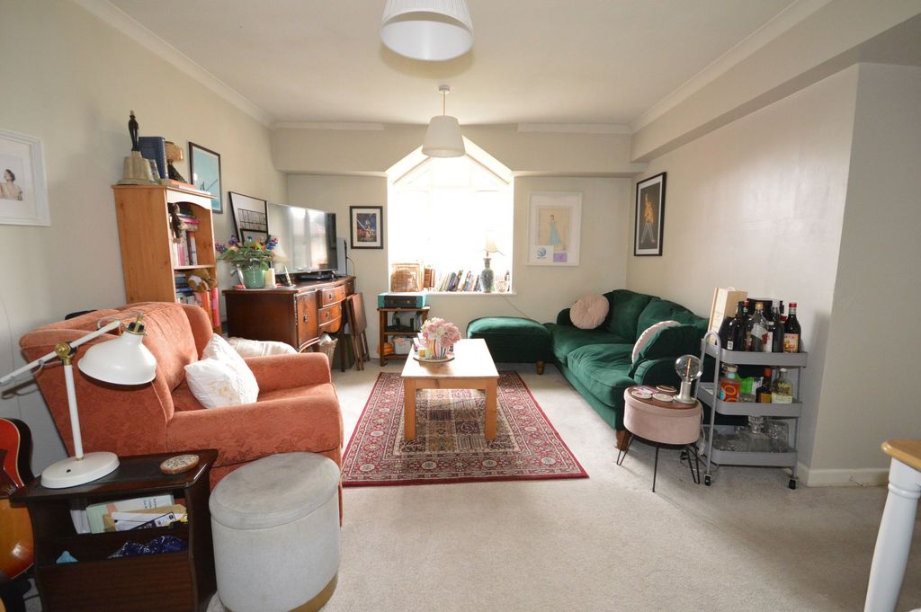 Property photo 3 of 8 Reception Room