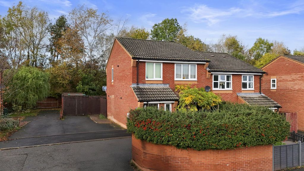 Property photo 1 of 16