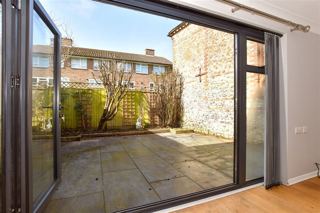 Property photo 3 of 11 Internal Lifestyle Photograph