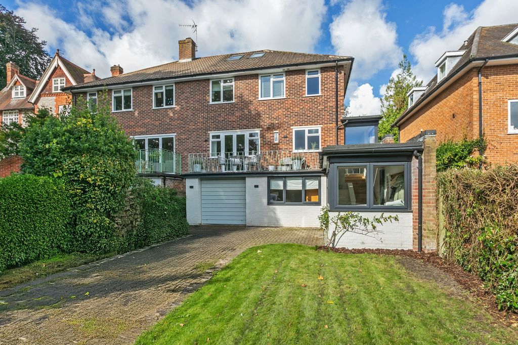 Property photo 1 of 19