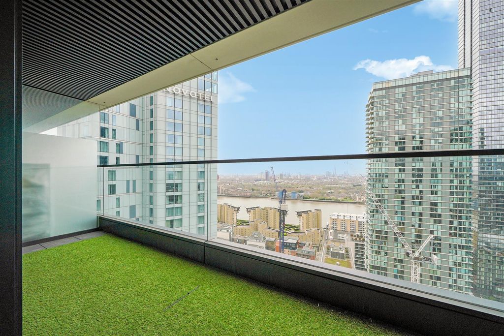 Property photo 2 of 15 Flat 2505, Hobart Building - Bpioqthrgqcemnhr5Btd.