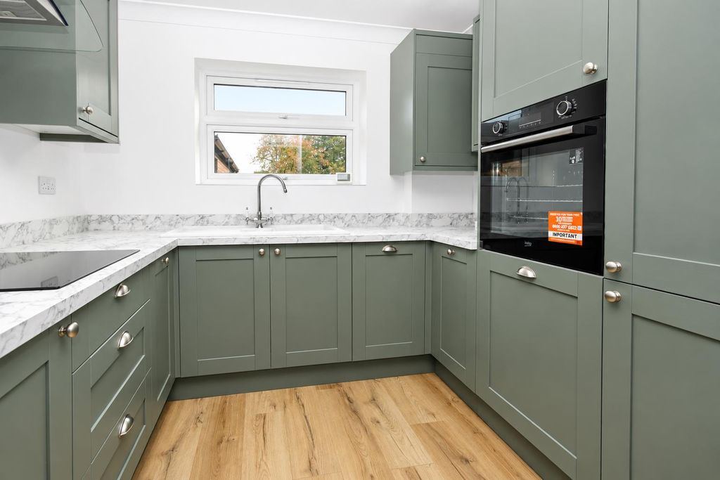 Property photo 2 of 16 1 (9).Png