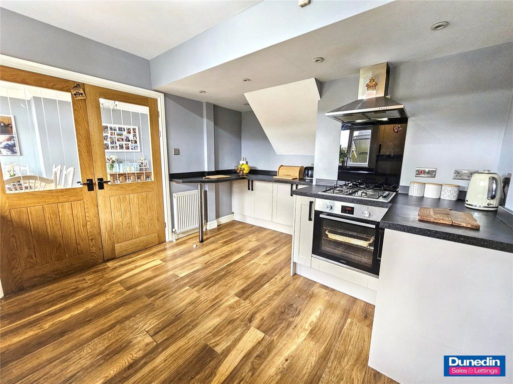 Property photo 3 of 20 Picture No. 07