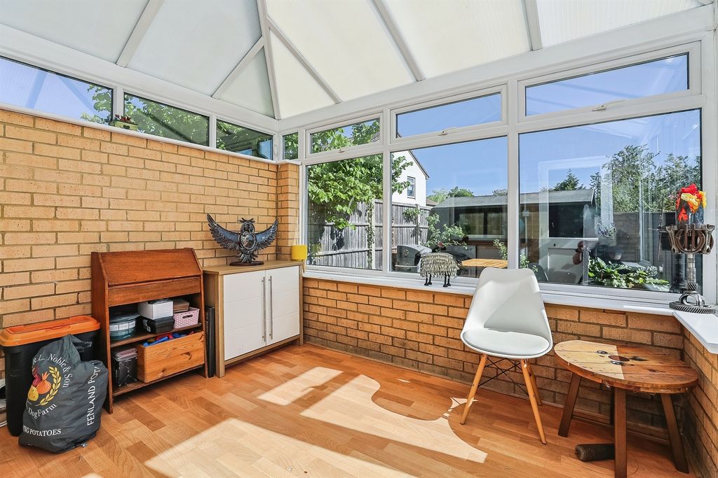 Property photo 3 of 16