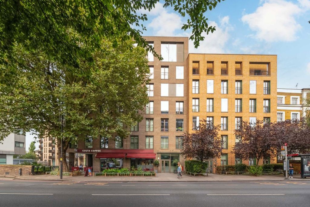 Property photo 1 of 9