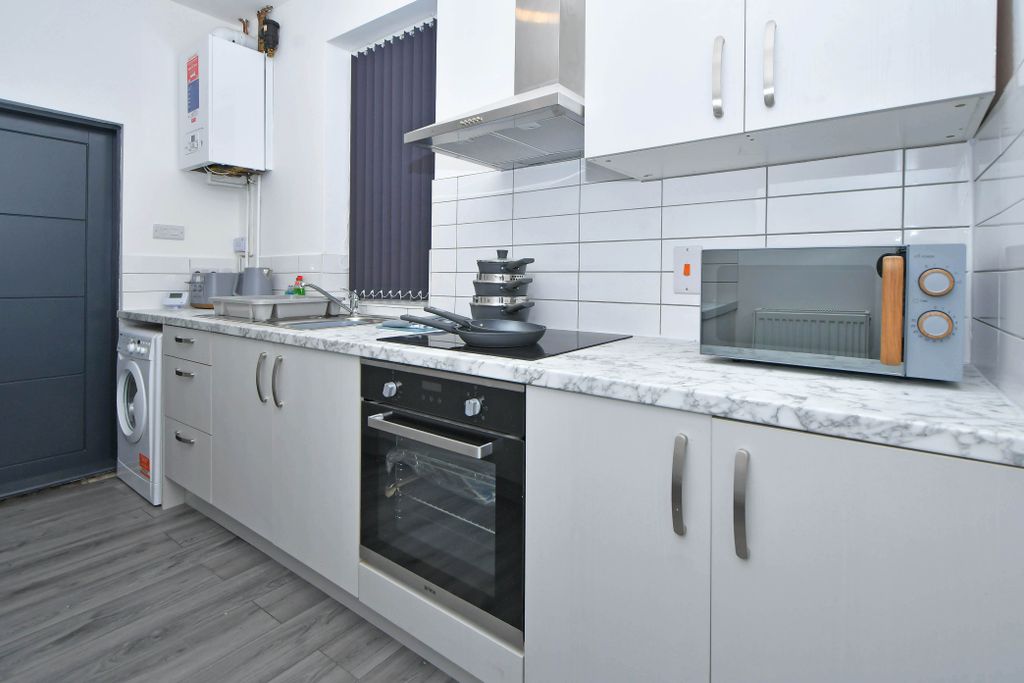 Property photo 2 of 2