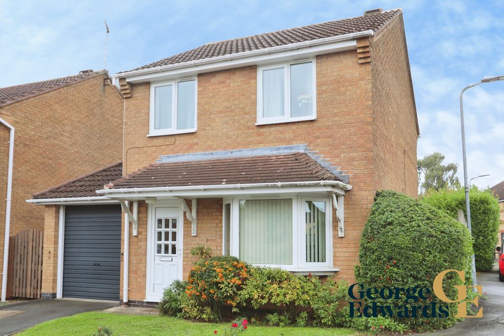 Property photo 1 of 11