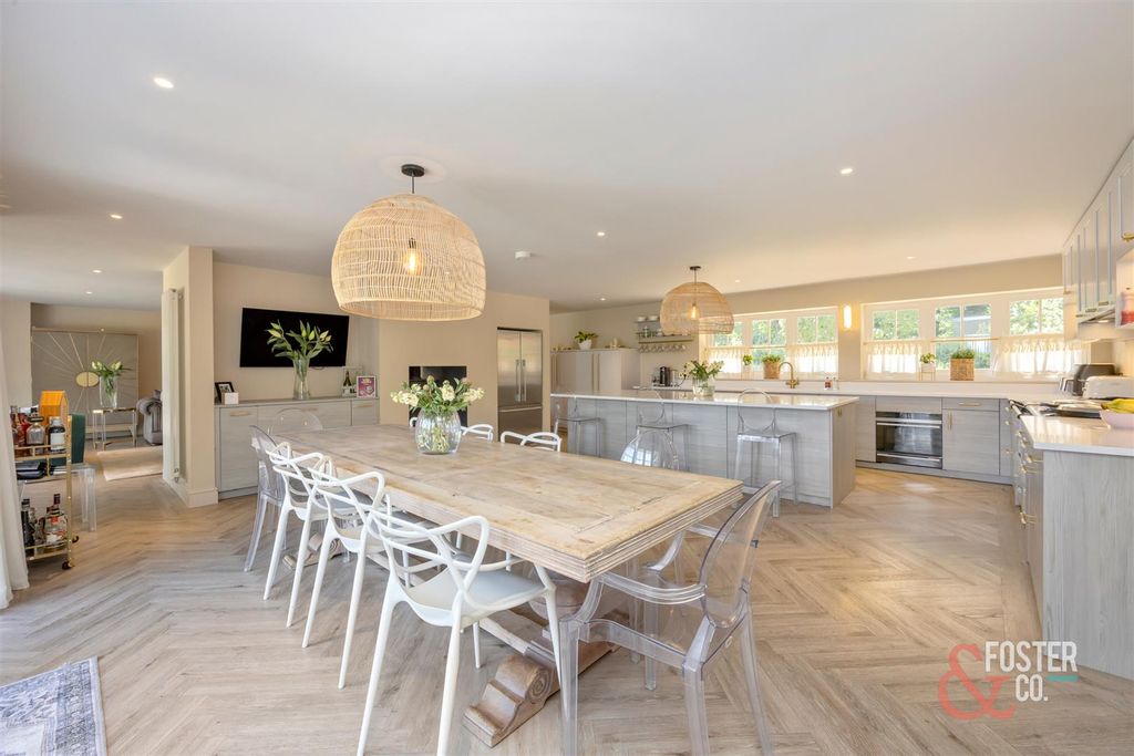 Property photo 3 of 42 Blackstone Lane, Blackstone Lodge-047.Jpg
