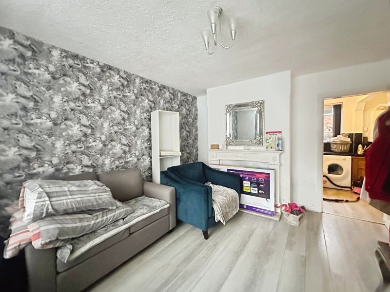 Property photo 2 of 9 Lounge