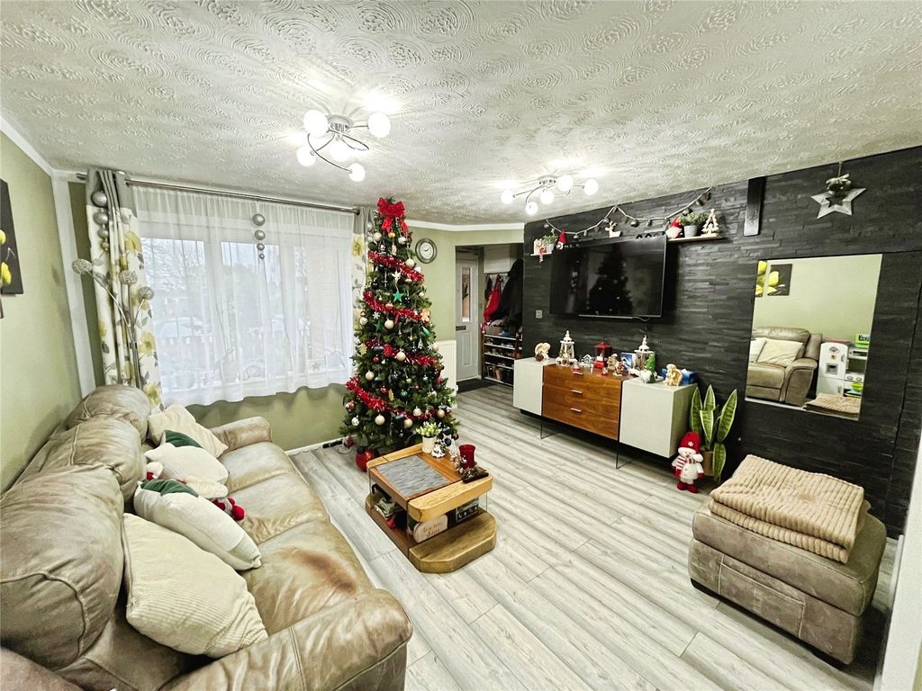 Property photo 2 of 14 Lounge/Diner