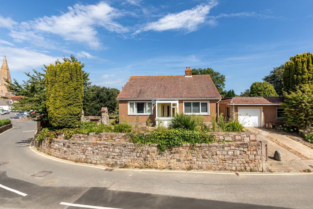 Property photo 1 of 36
