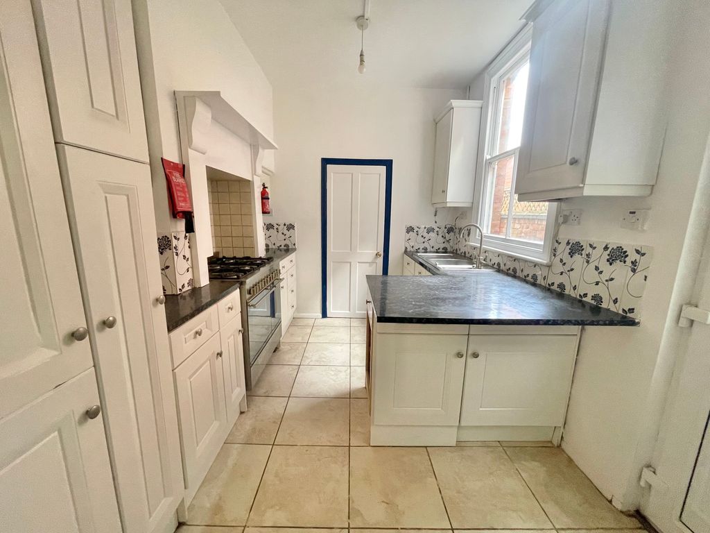 Property photo 3 of 12 Img_5970