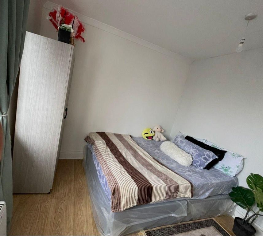 Property photo 3 of 3