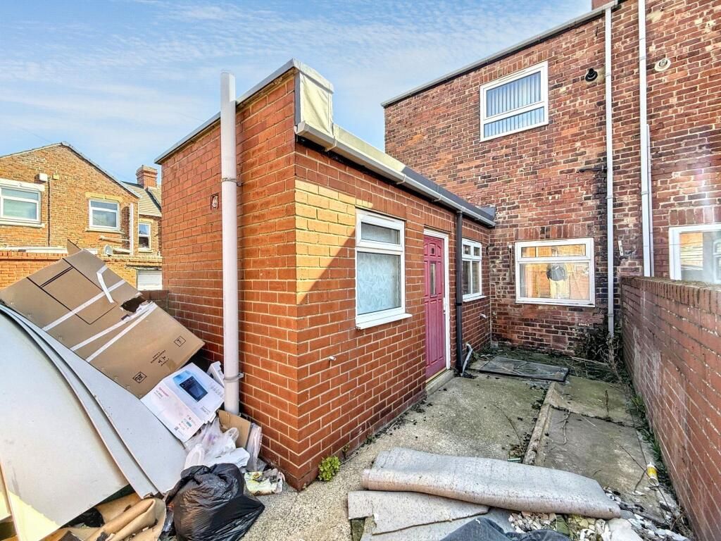 Property photo 2 of 5