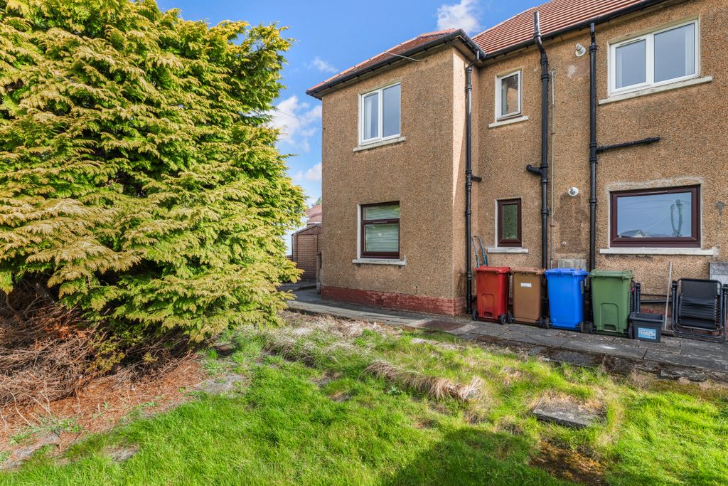 Additional image 16 of 2 bed flat for saleAlbert Avenue, Grangemouth FK3