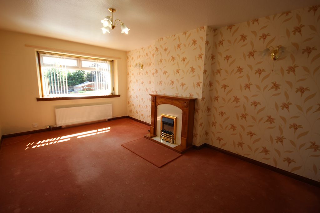 Property photo 2 of 14 Lounge