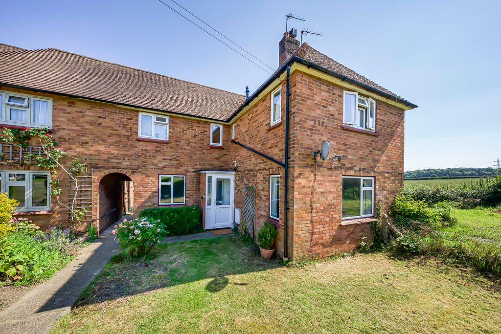 Property photo 1 of 15 Image00013