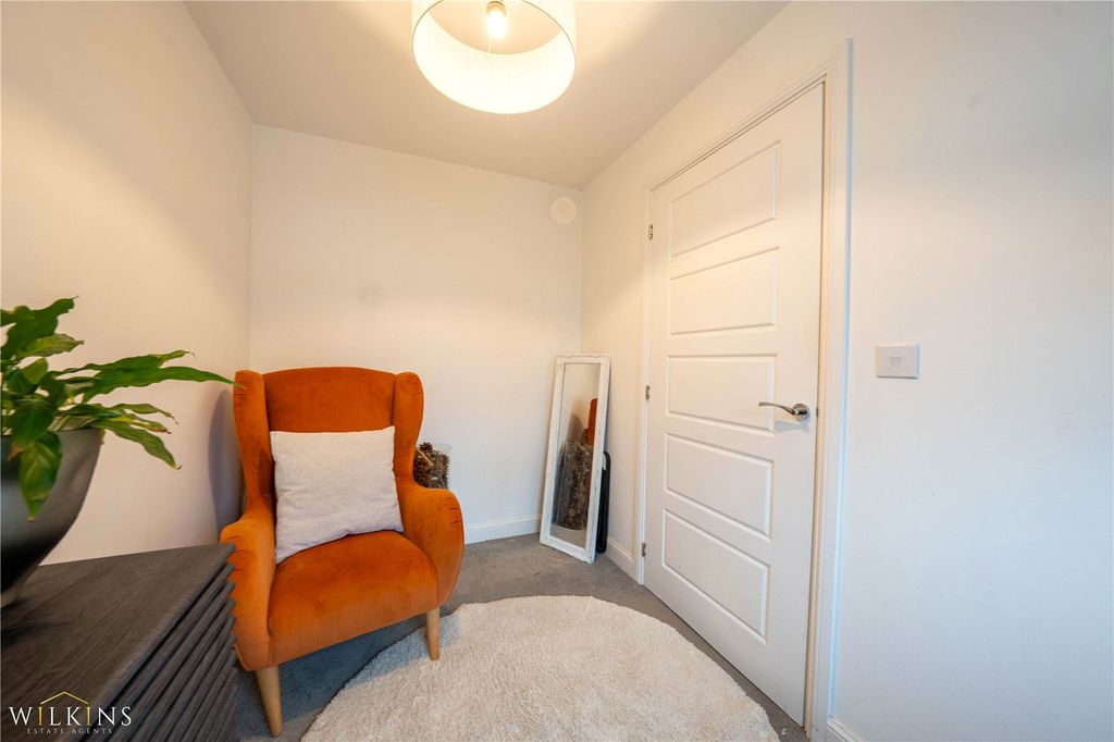 Property photo 3 of 31 Picture No. 02