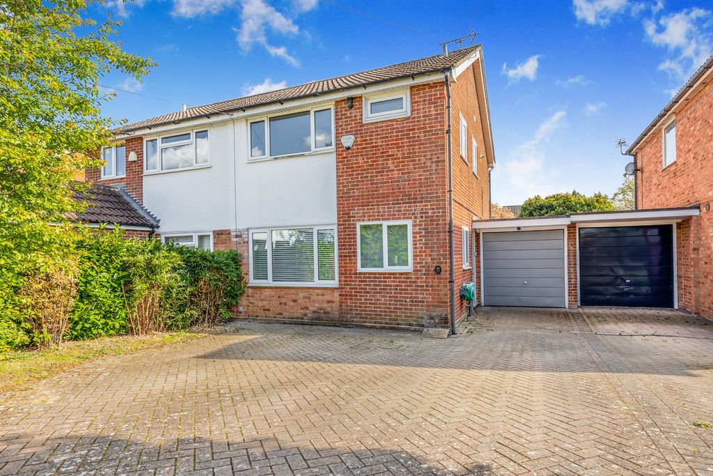 Property photo 1 of 11