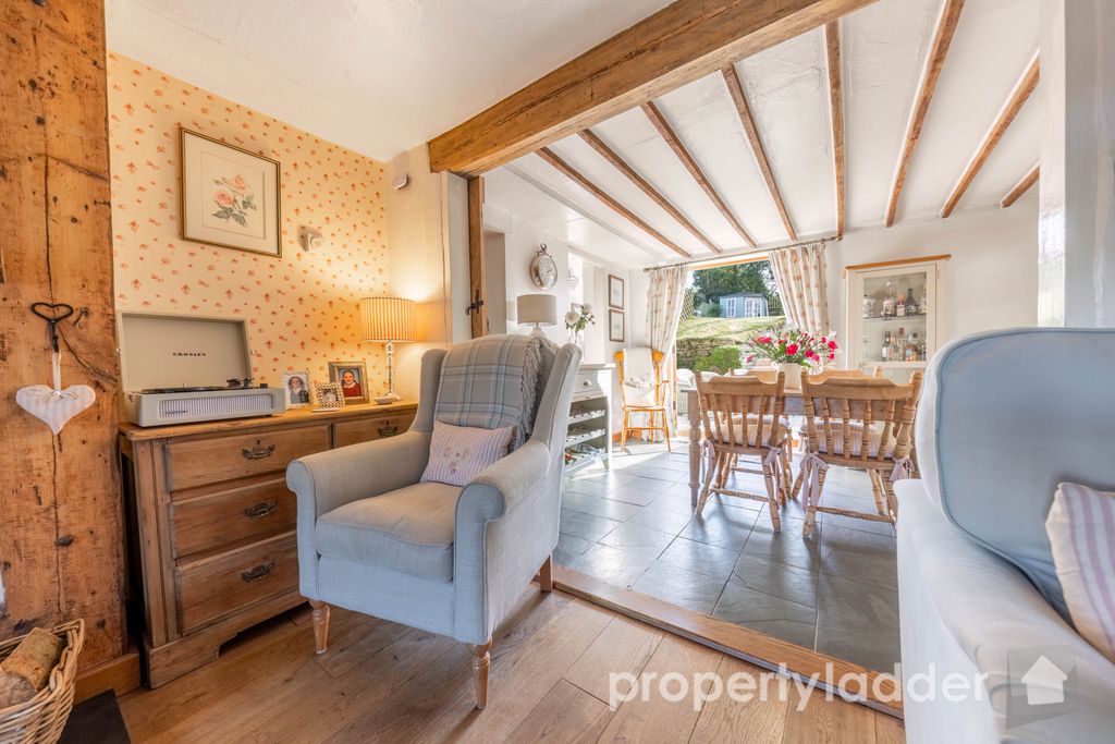 Property photo 3 of 32 Pl-8