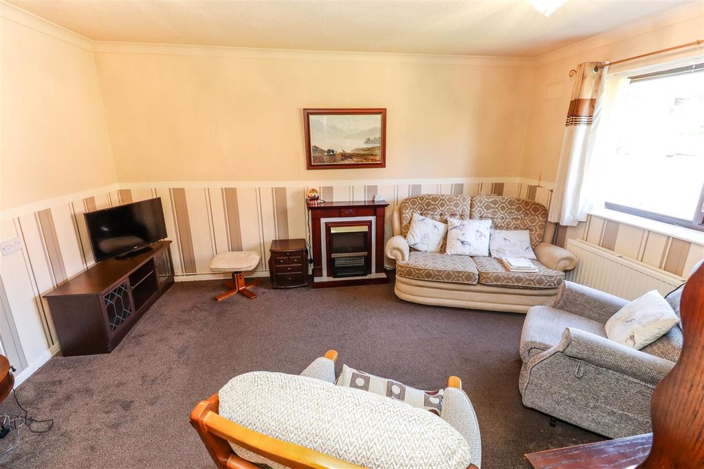 Property photo 3 of 17 Img_6988.Jpg