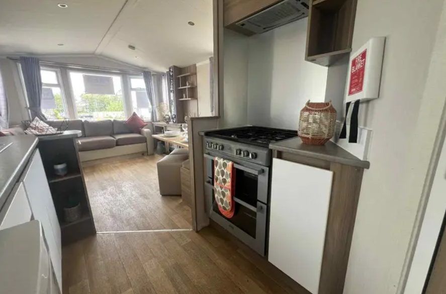 Property photo 1 of 14 1