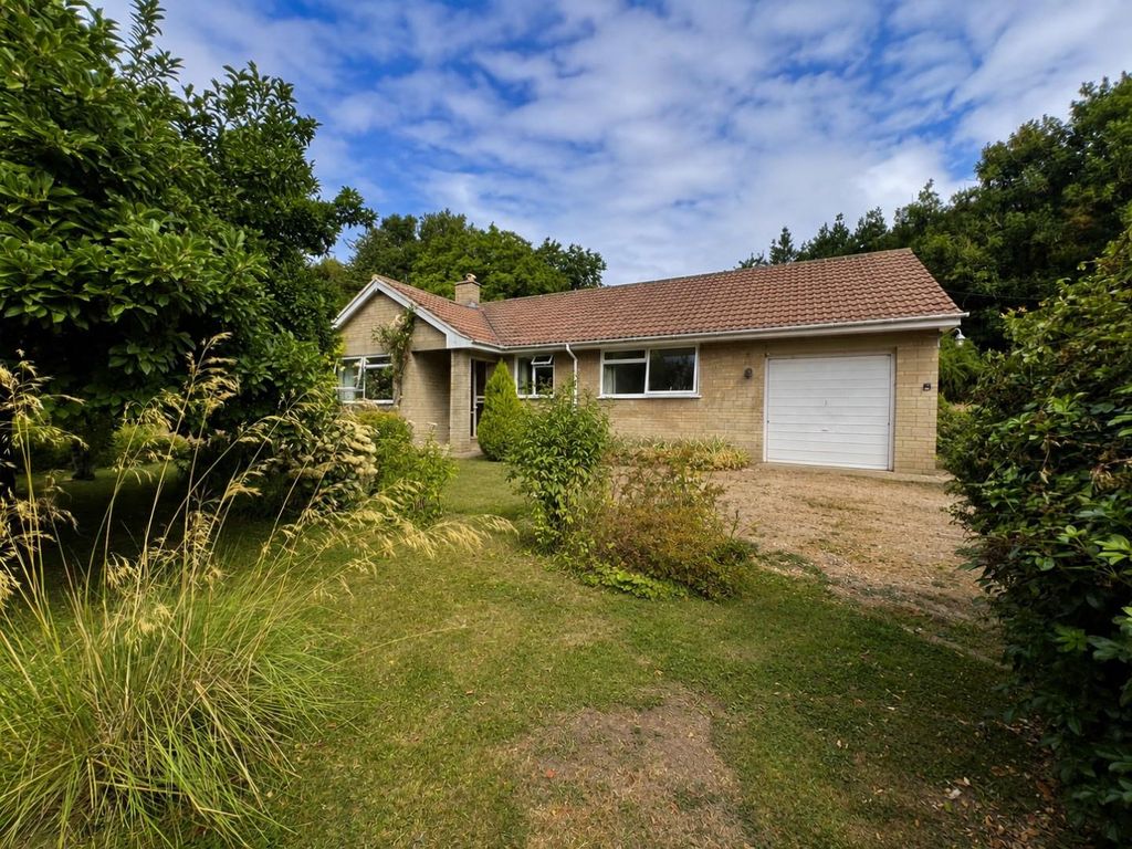 Property photo 1 of 18 Amberwood - Front..Jpeg