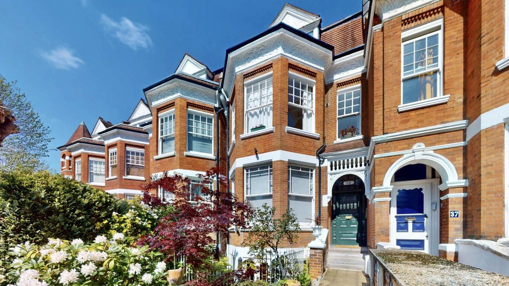 Property photo 3 of 12