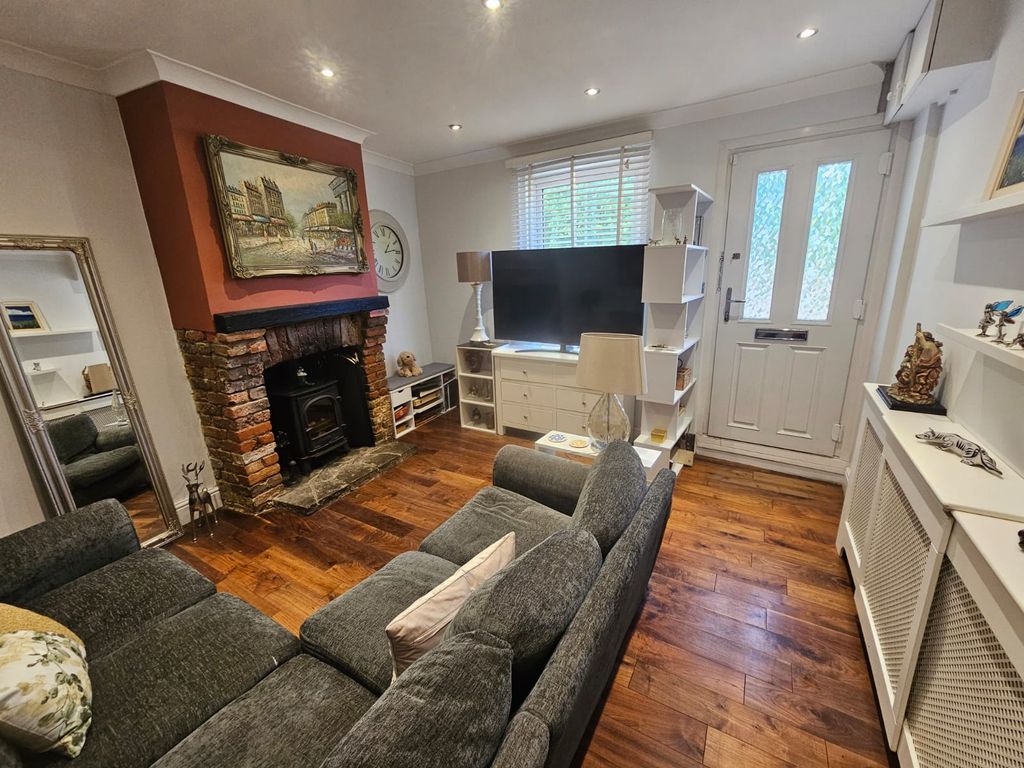 Property photo 2 of 14