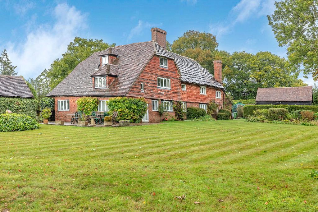 Property photo 1 of 36