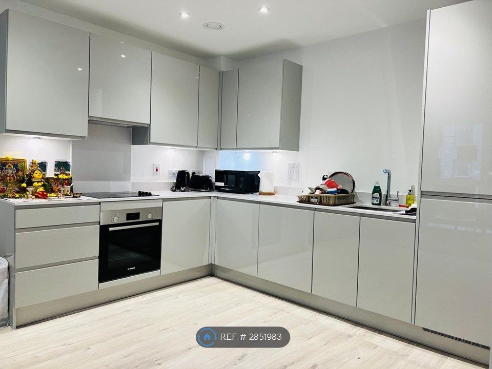 Property photo 2 of 8