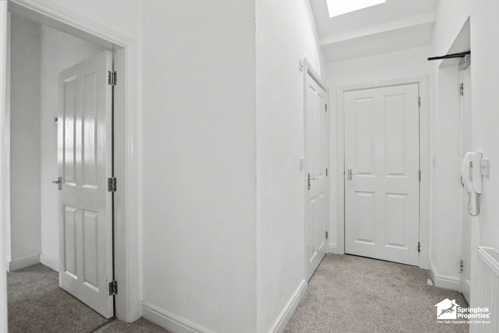 Property photo 3 of 14 Image 2