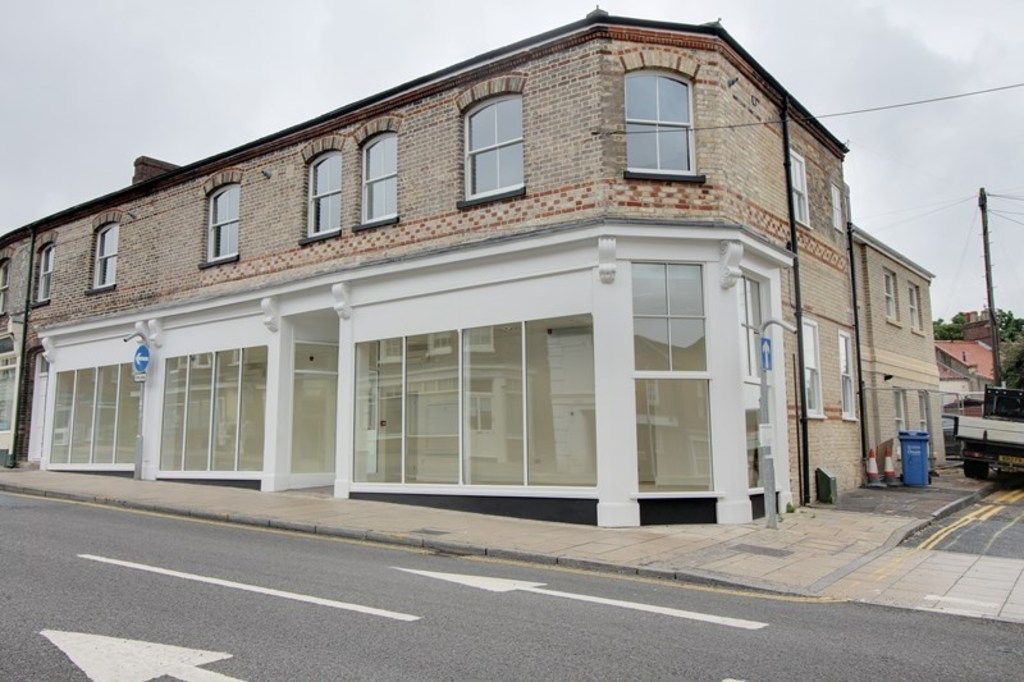 Property photo 1 of 5