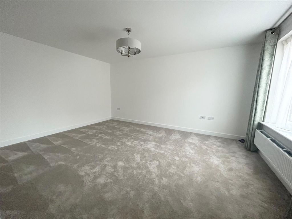 Property photo 2 of 13 Property Photo