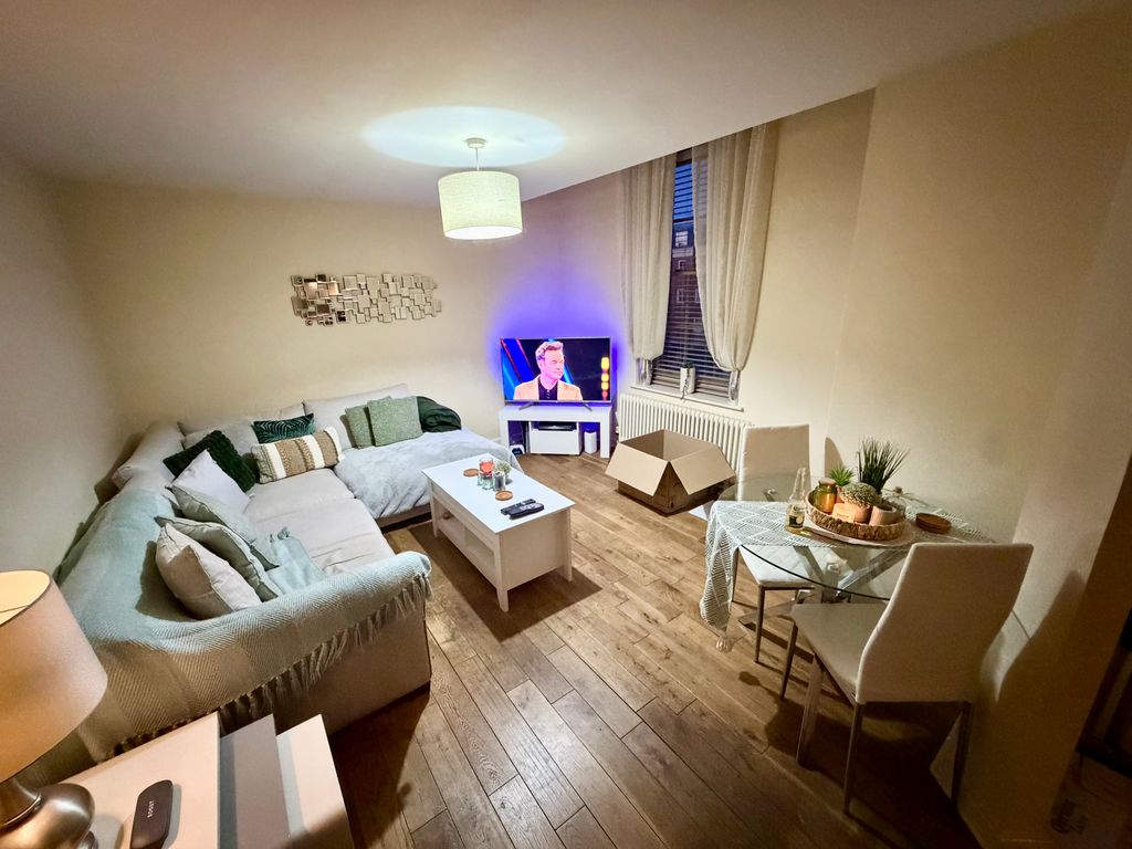 Property photo 2 of 7