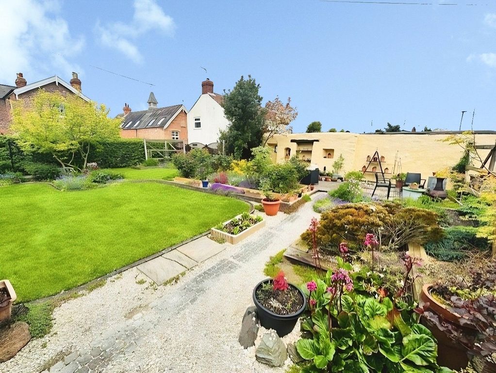 Property photo 2 of 38 Picture No. 25