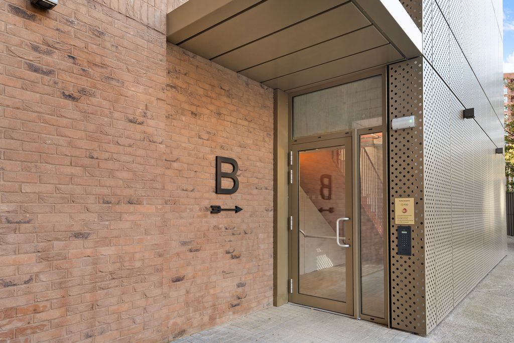 Property photo 2 of 11 Dsc02454